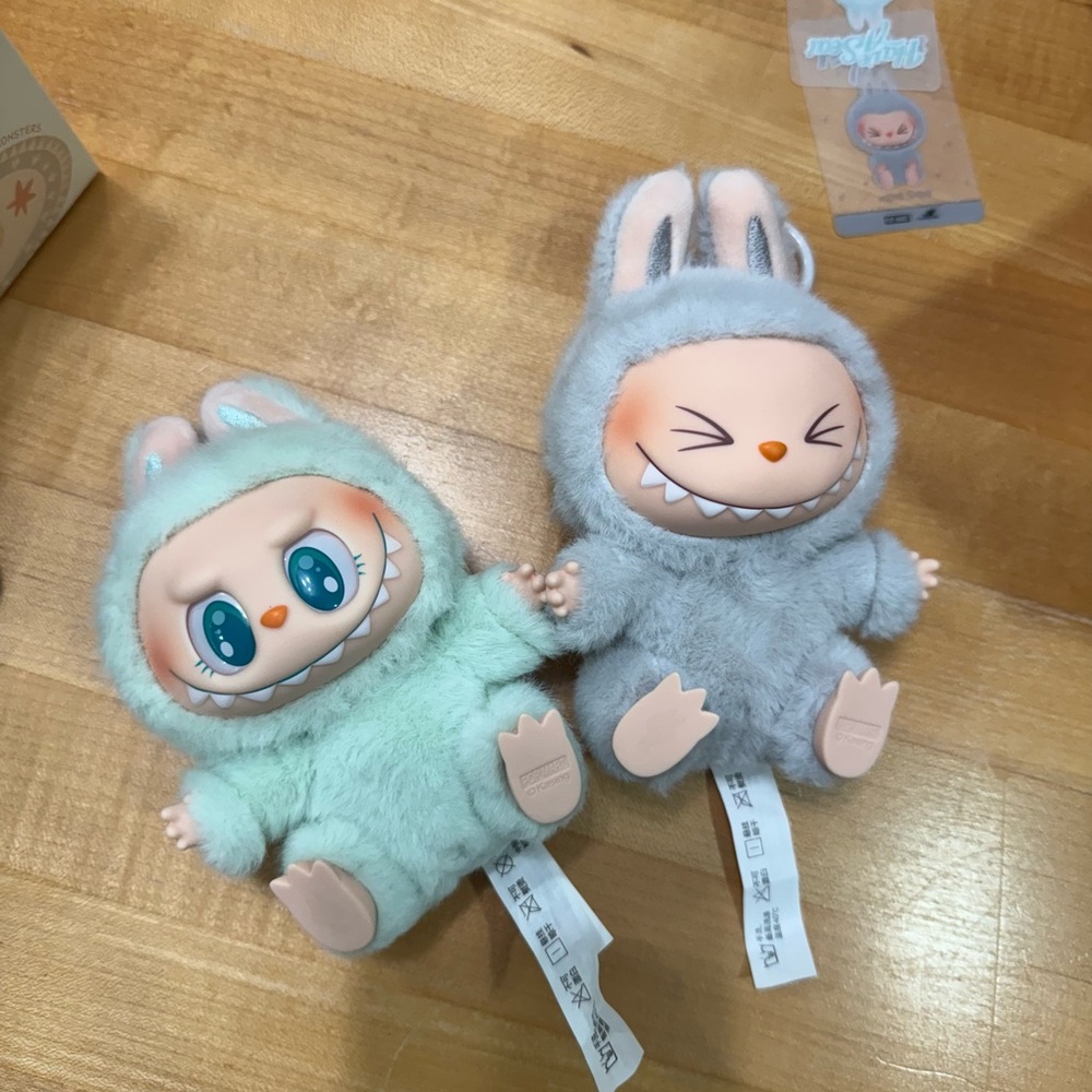 Labubus - Picture 4 of 4